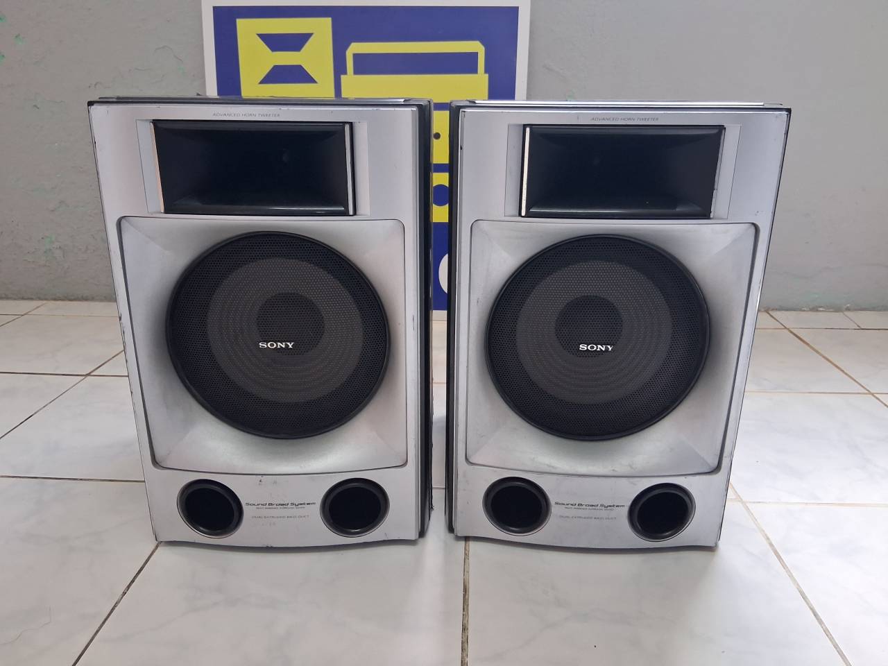 2 Parlantes Sony  SS-GNX100