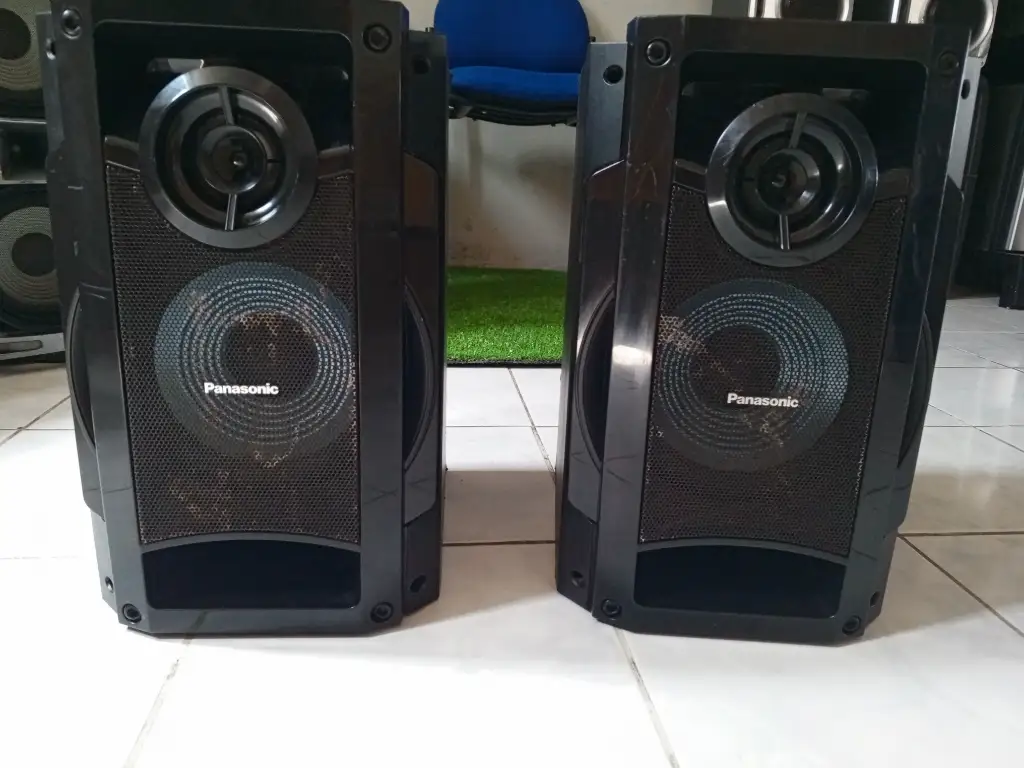 Parlantes Panasonic sb-ak780